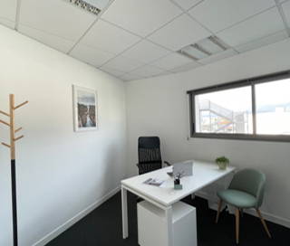 Bureau privé 10 m² 1 poste Location bureau Rue du Sous-Marin Venus Lorient 56100 - photo 5